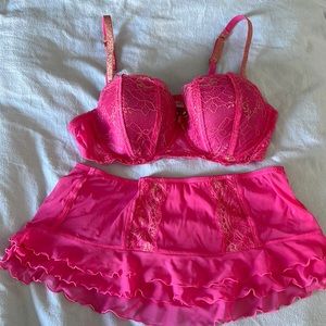 New Apt.9 hot pink lingerie set